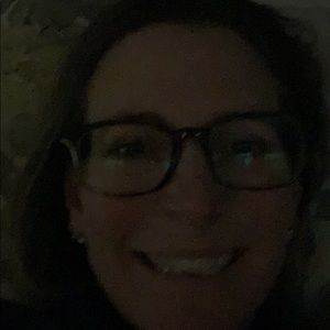 Meet your Posher, Corina